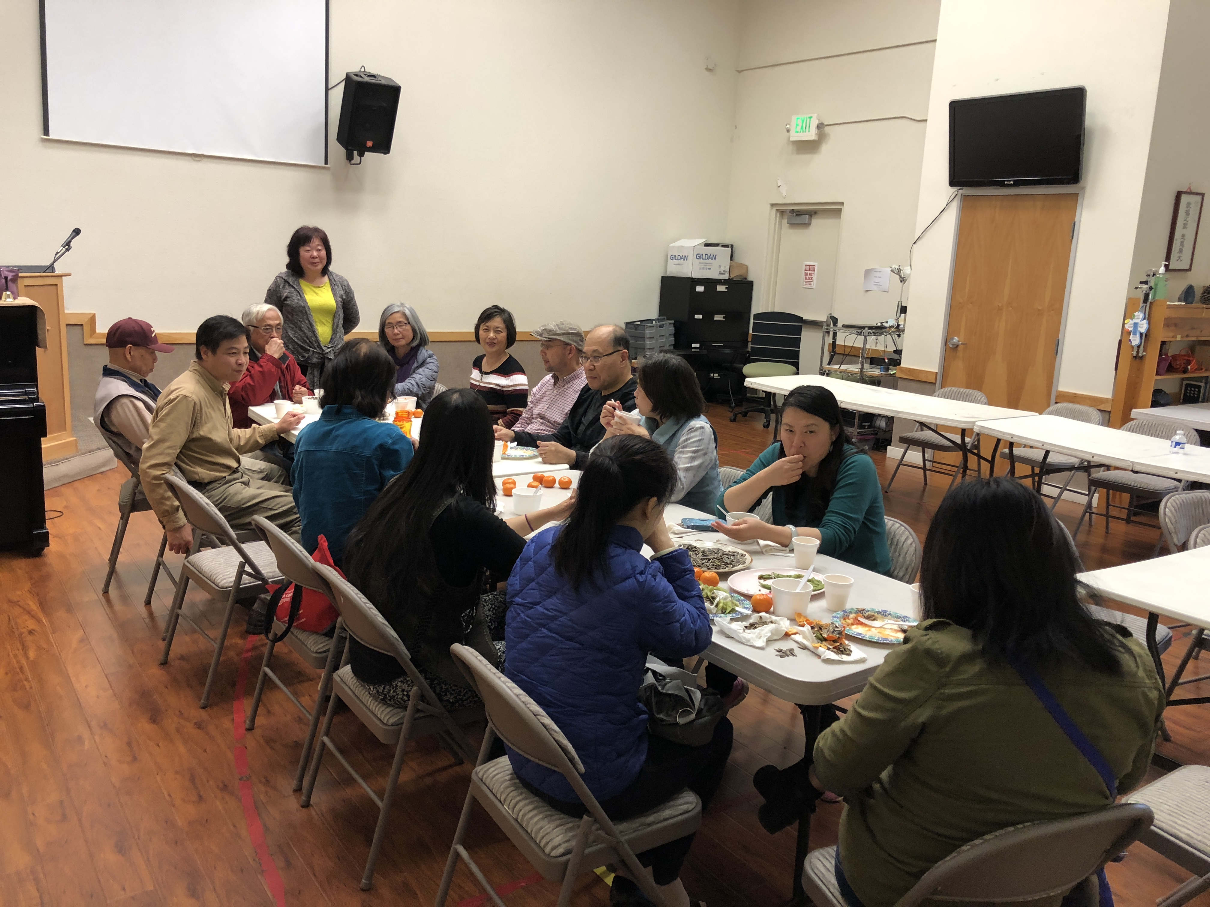 4月7日,教会举办了半年一次的迎新聚会!